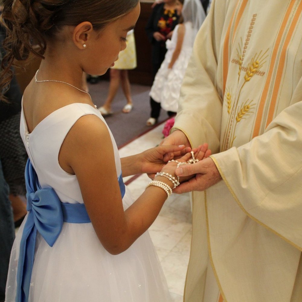 Communion Dress - Picture 2 of 15
